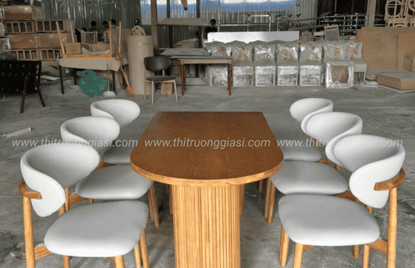 Xưởng bàn ghế tại Bình Dương