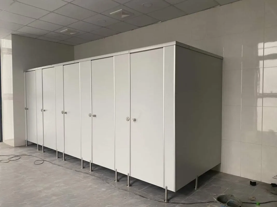 Tấm Compact HPL màu ghi xám trơn