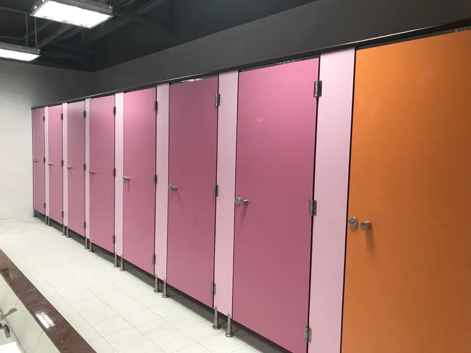 Tấm Compact HPL phủ laminate bóng