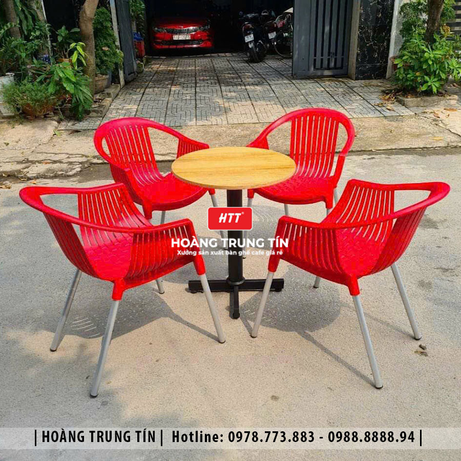 Ghế nữ hoàng chân nhôm
