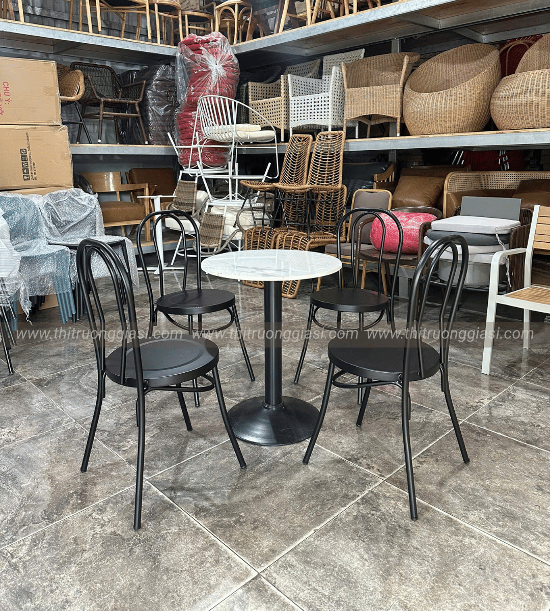 Bàn ghế Sắt BGS007