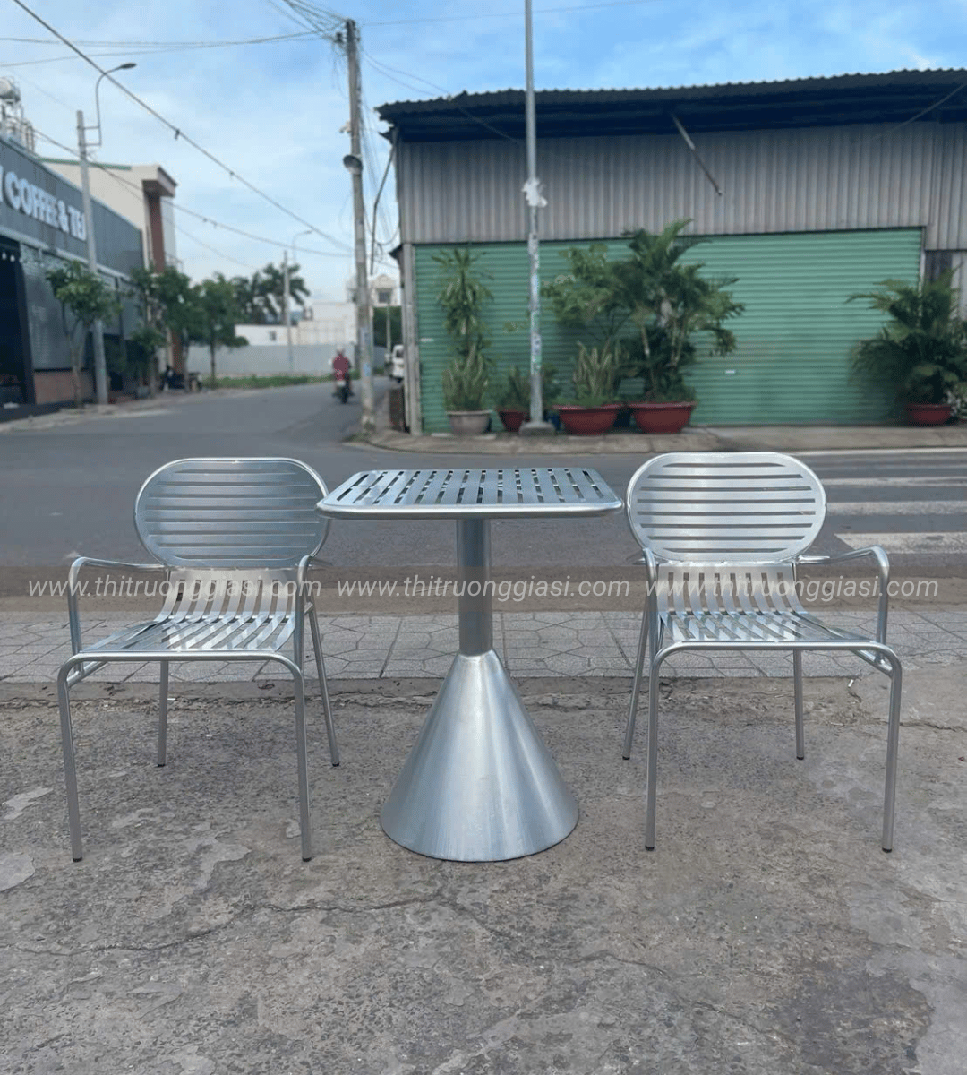 Bàn ghế Sắt BGS006